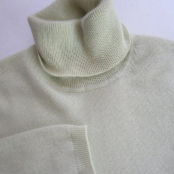 CASHMERE Turtleneck Pullover Knit Sweater Celery Green - Picture 3 of 5